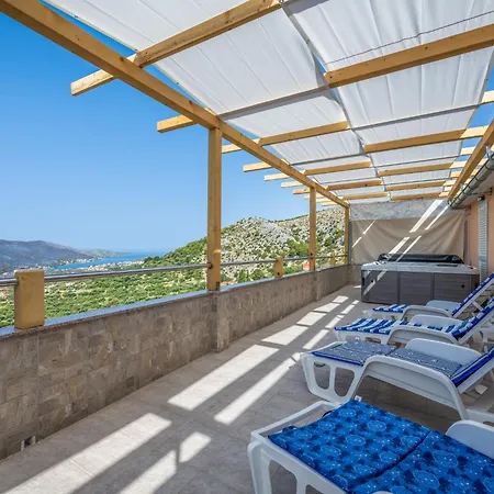 Panoramic View By Interhome