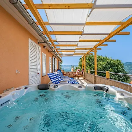 Holiday home Panoramic View By Interhome